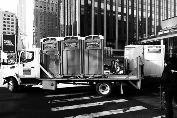 Best Best portable toilet rental  in Royal Oak, MI